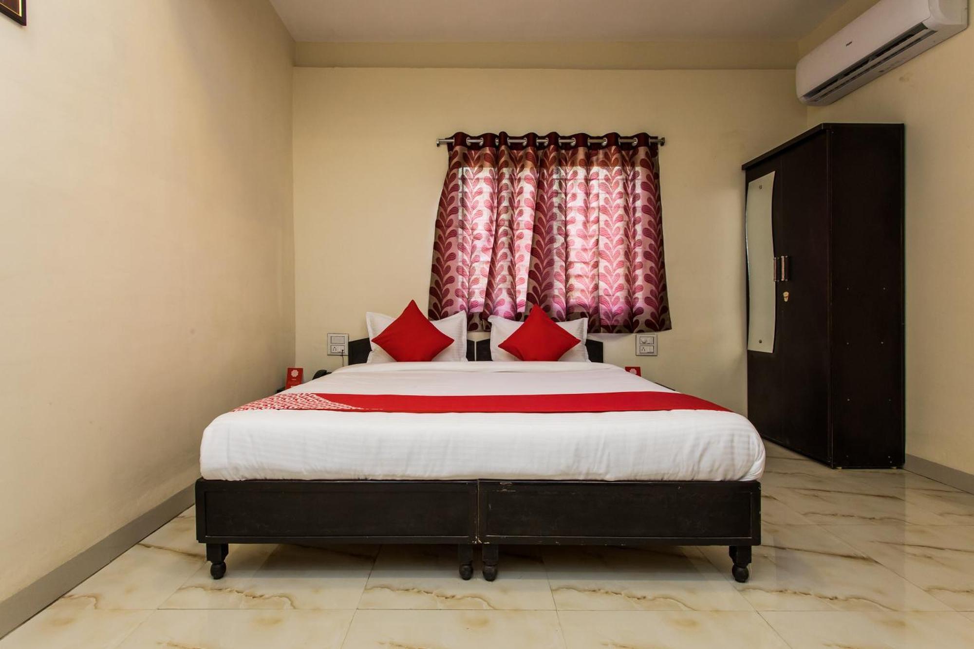 Oyo Hotel Sunrise Indore Exterior photo